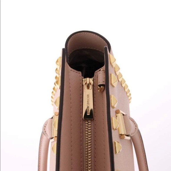 Michael Kors Gold Studded Purse 👛 🌸 - Picture 5 of 7